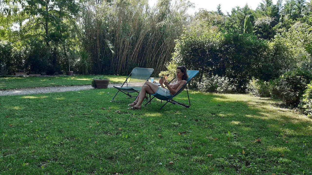 Privatunterkunft Chambre D'Hotes Dans Mas Pres D'Avignon Châteaurenard Frankreich